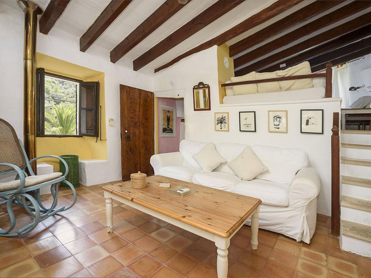 Villa Can Antuna *